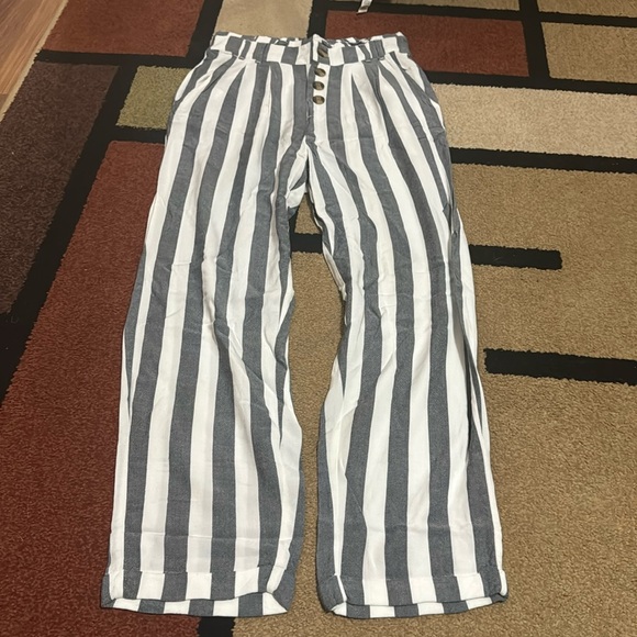 American Eagle Outfitters Pants - American Eagle Pants